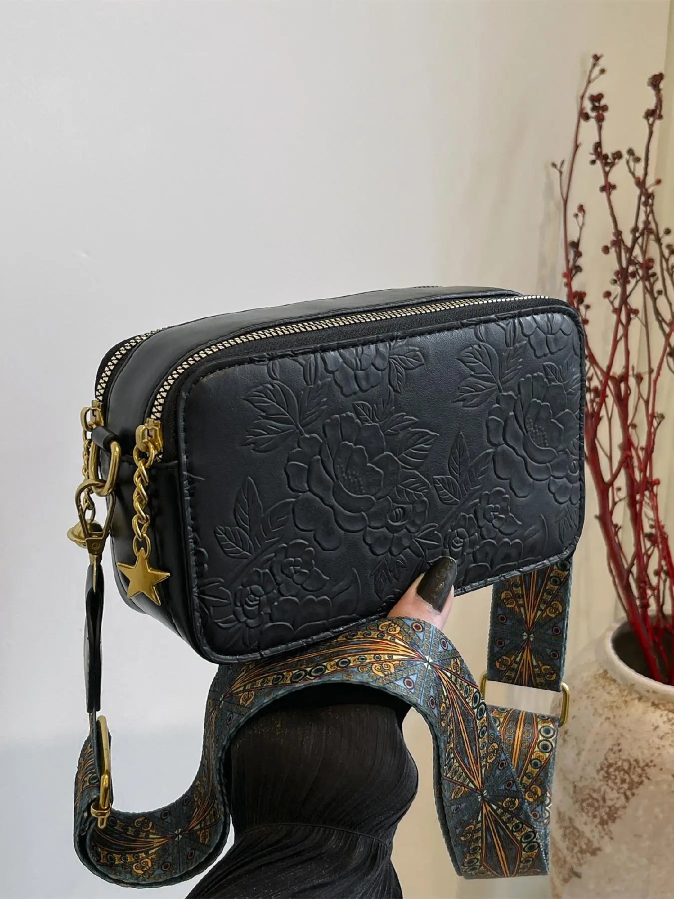 Women's Fashion Retro Floral Embossed Satchel Crossbody Bag, Elegant Commuter Bag, Casual Pu Leather Star Decor Zipper Shoulder Bag, Trendy Versatile High-quality Daily Commuting Bag, Casual Crossbody Bags